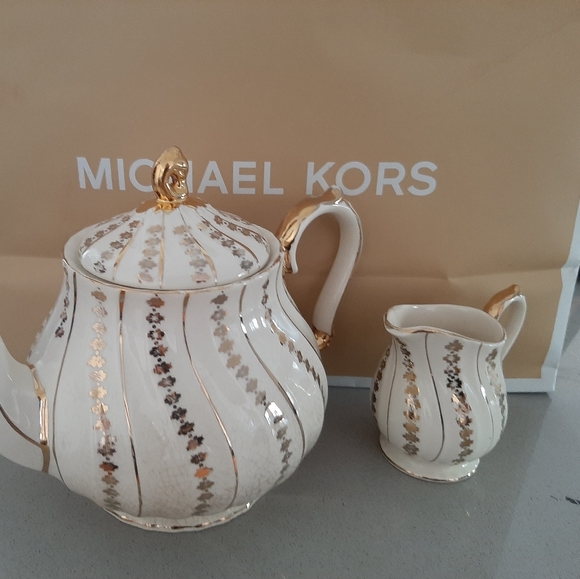 ๐ BUY 2 GET 2 FREE AUTHENTIC 1940 Sadler England Teapot and Creamer - Picture 2 of 10